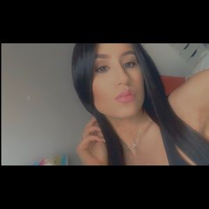 Meet your Posher, Angelica